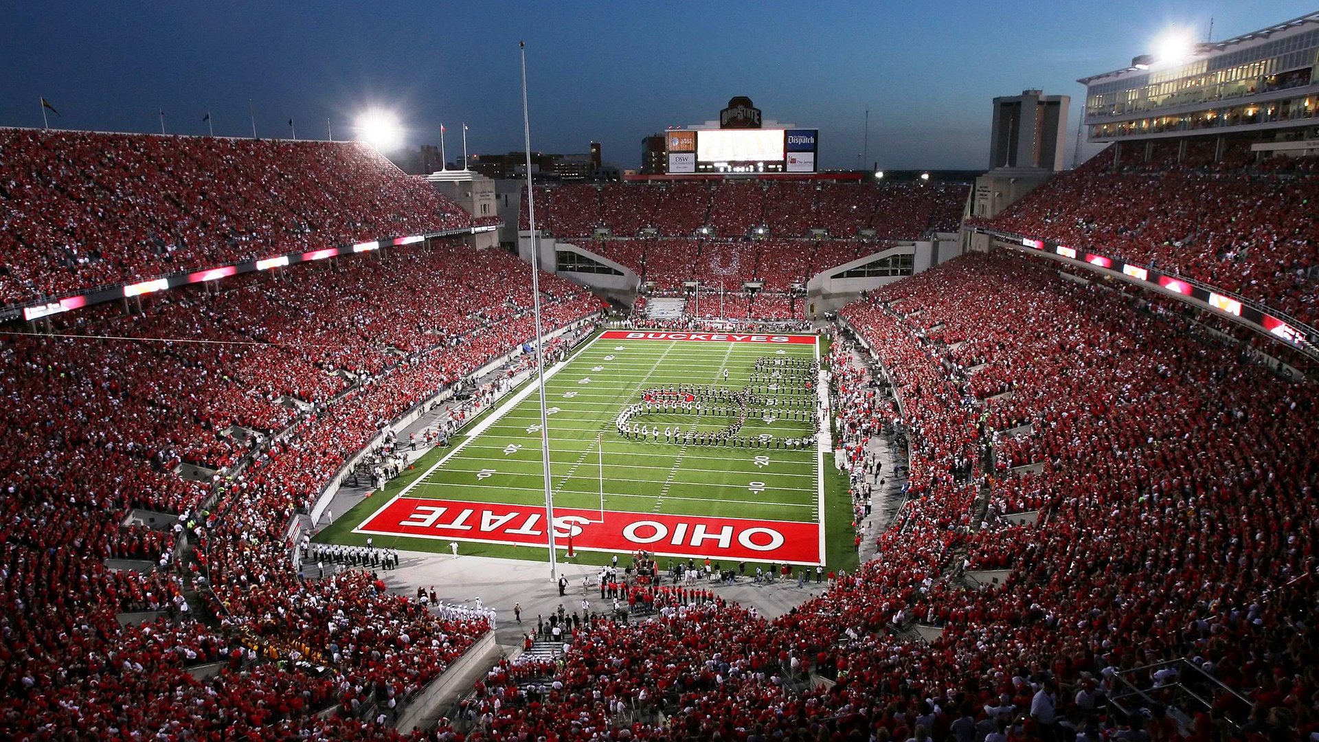 《赛事直播互动创新:观众参与度再创新高》,赛事直播方案